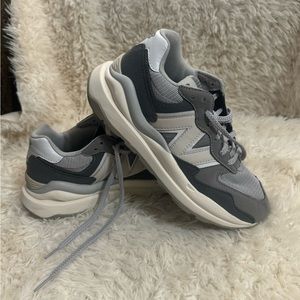 New Balance 57/40 Boys Size 4.5